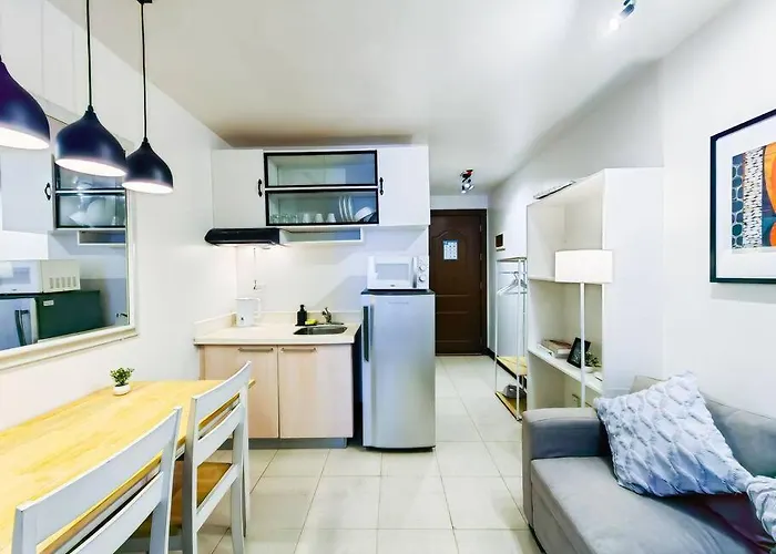 Citispace 1br Condotel At Ridgewood Towers Near Bgc Airport #rw09a * Manila