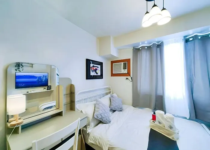 Citispace 1br Condotel At Ridgewood Towers Near Bgc Airport #rw09a *