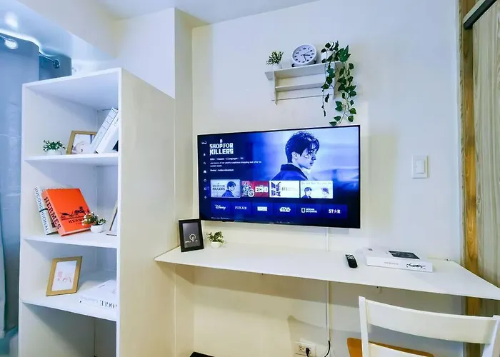 Citispace 1br Condotel At Ridgewood Towers Near Bgc Airport #rw09a *